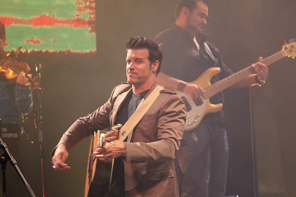 Roch Voisine, Chanteur