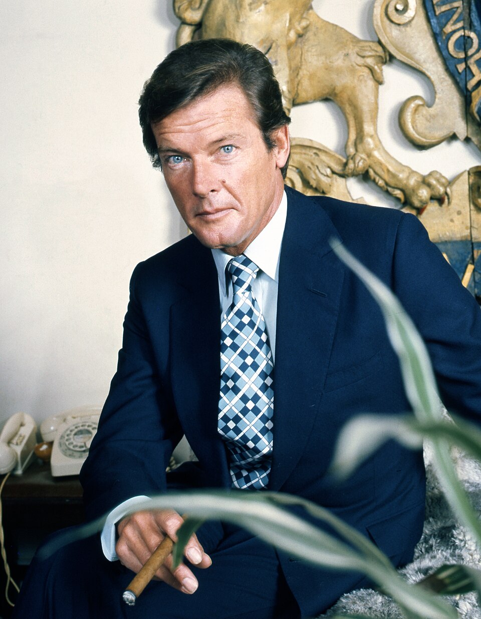 Roger Moore, Acteur