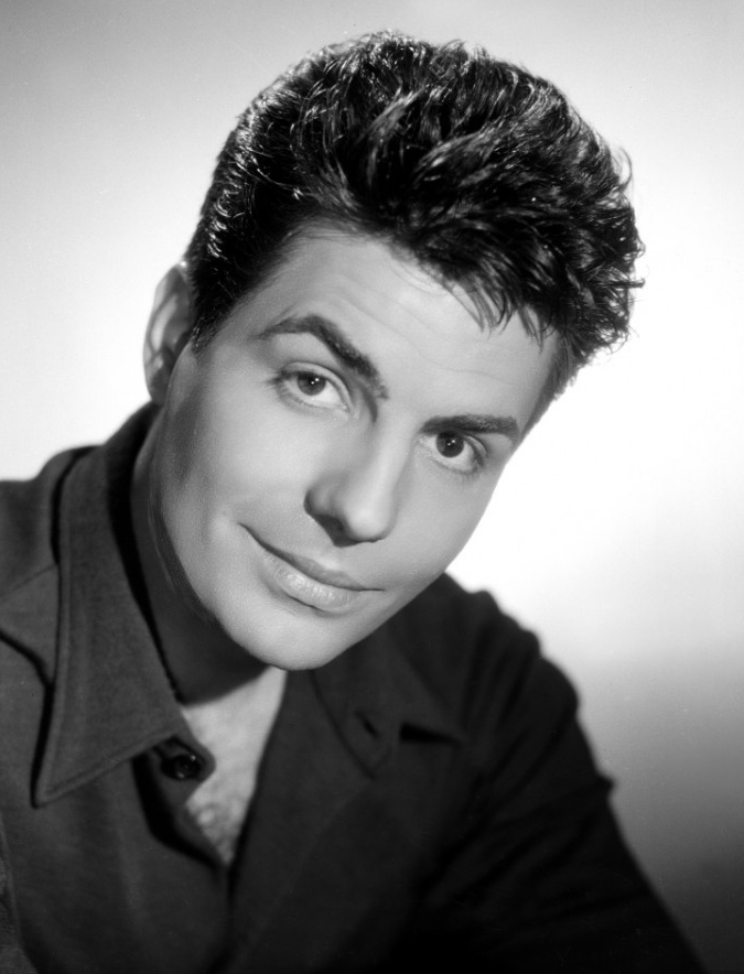 Roger Pierre, Acteur