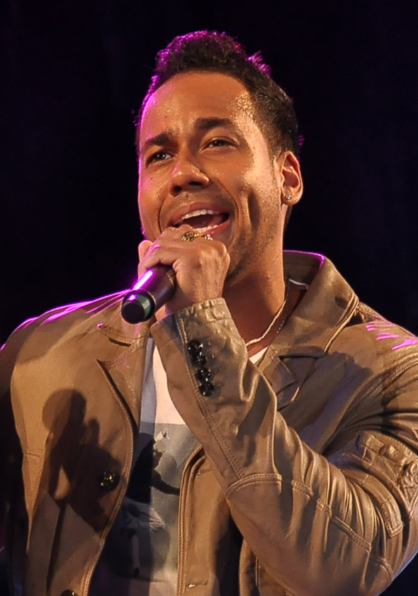 Romeo Santos, Chanteur