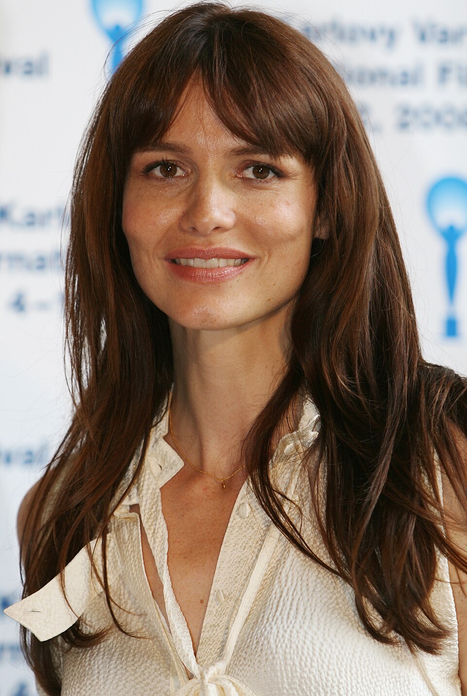 Saffron Burrows, Acteur