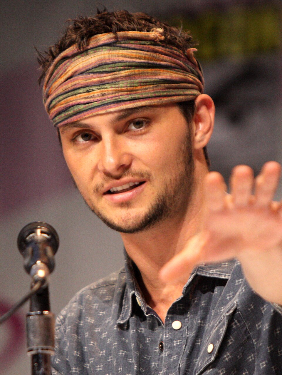Shiloh Fernandez, Acteur