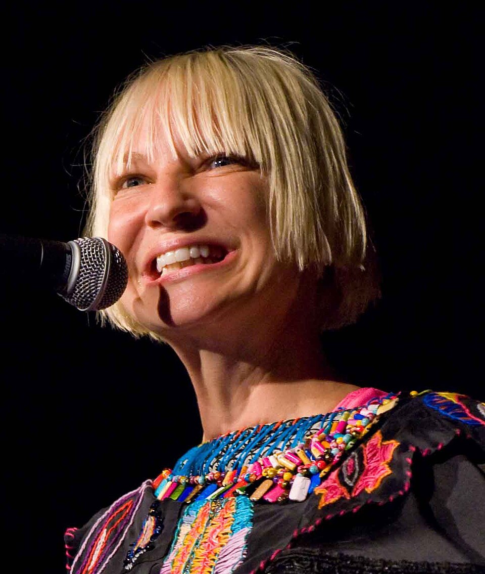 Sia, Chanteur