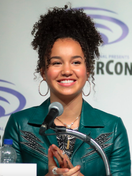 Sofia Wylie, Acteur