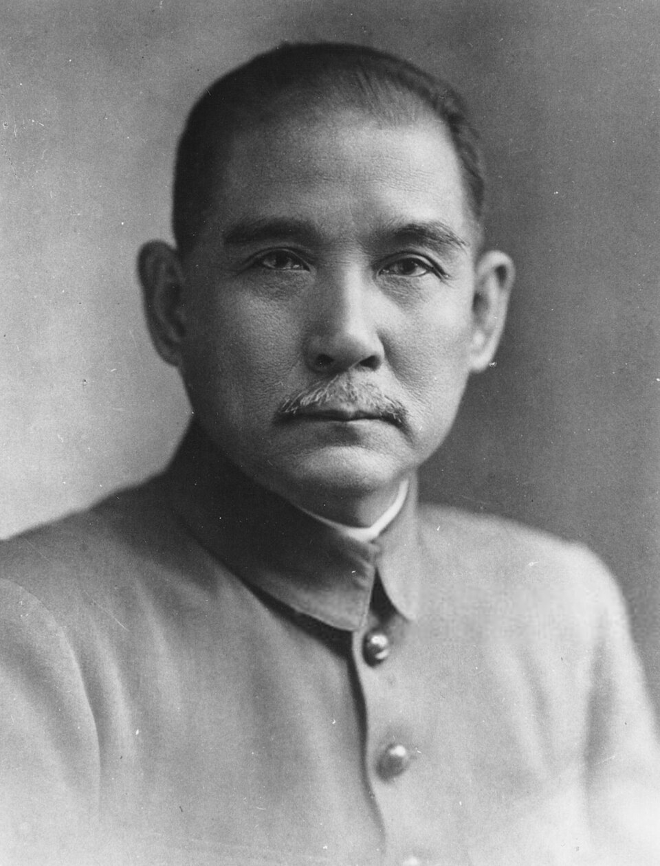 Sun Yat-sen, Entrepreneur