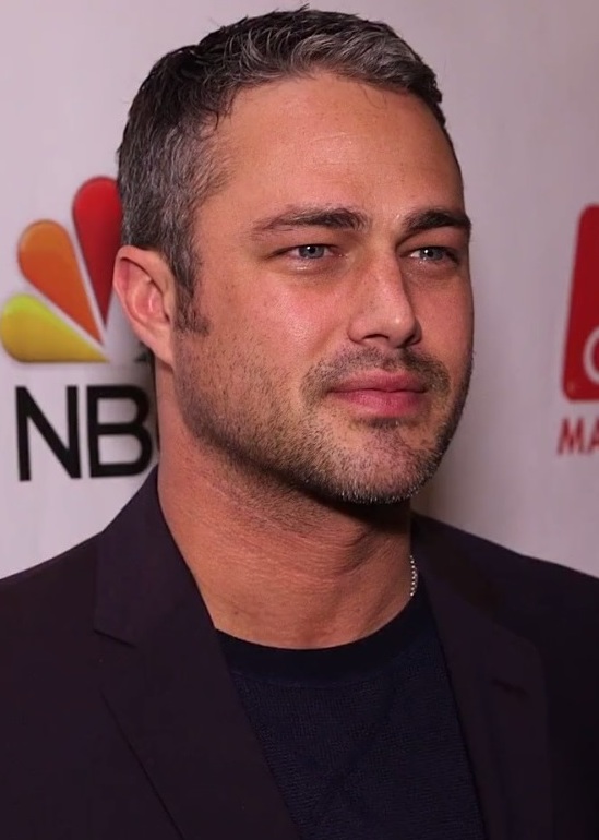 Taylor Kinney, Acteur