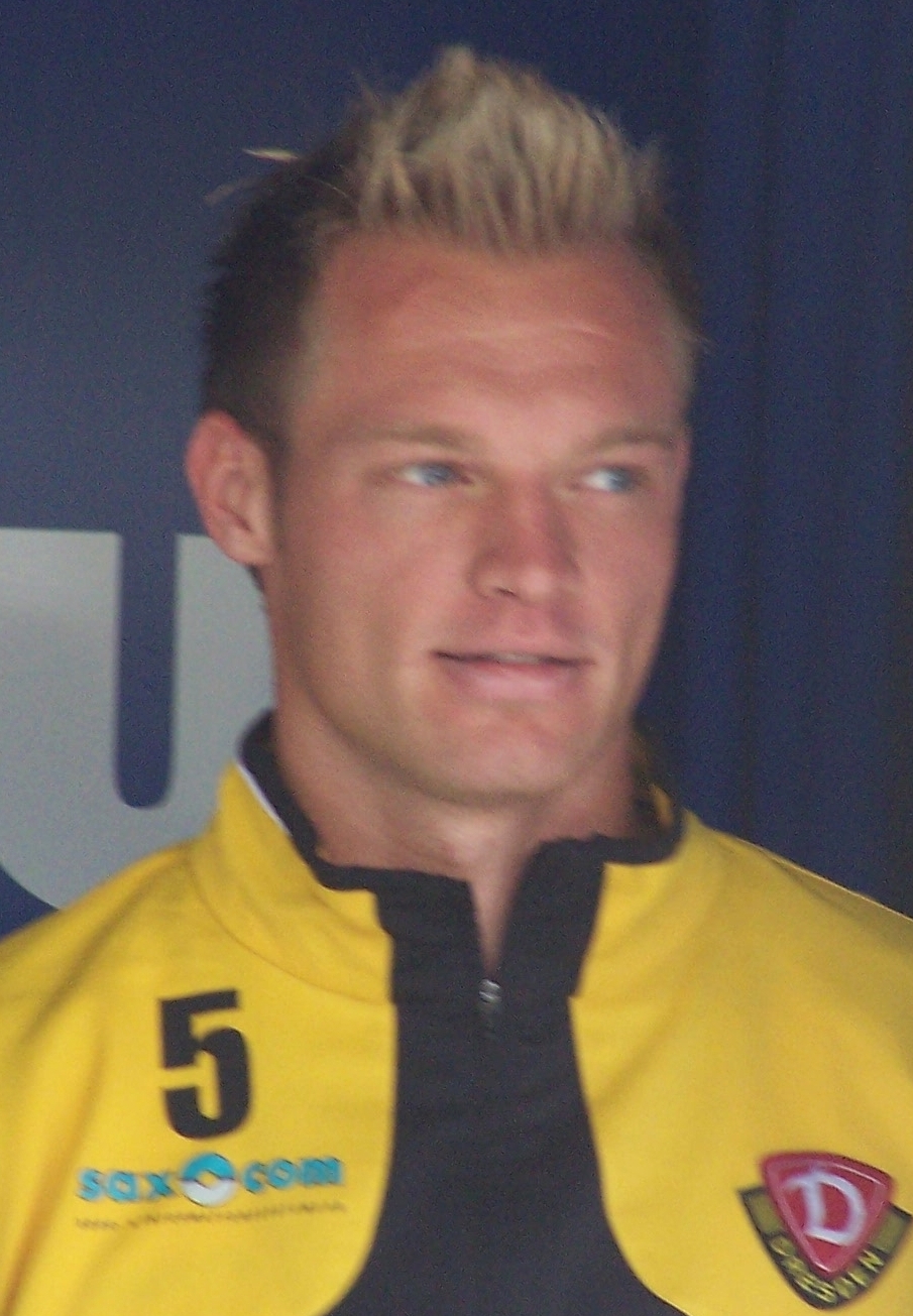 Thomas Hübener, Footballeur