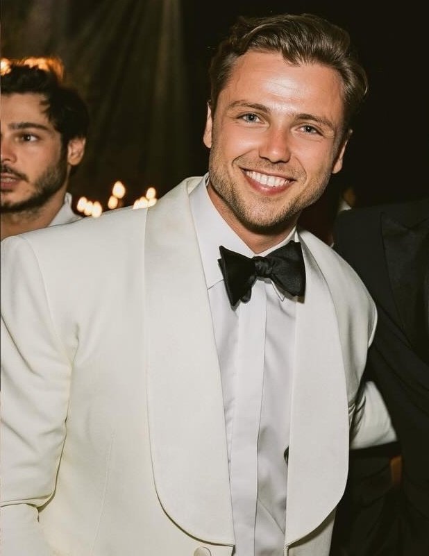Tolga Sarıtaş, Acteur