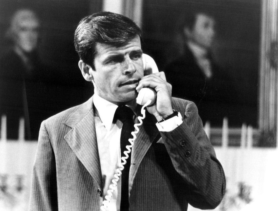 William Devane, Acteur
