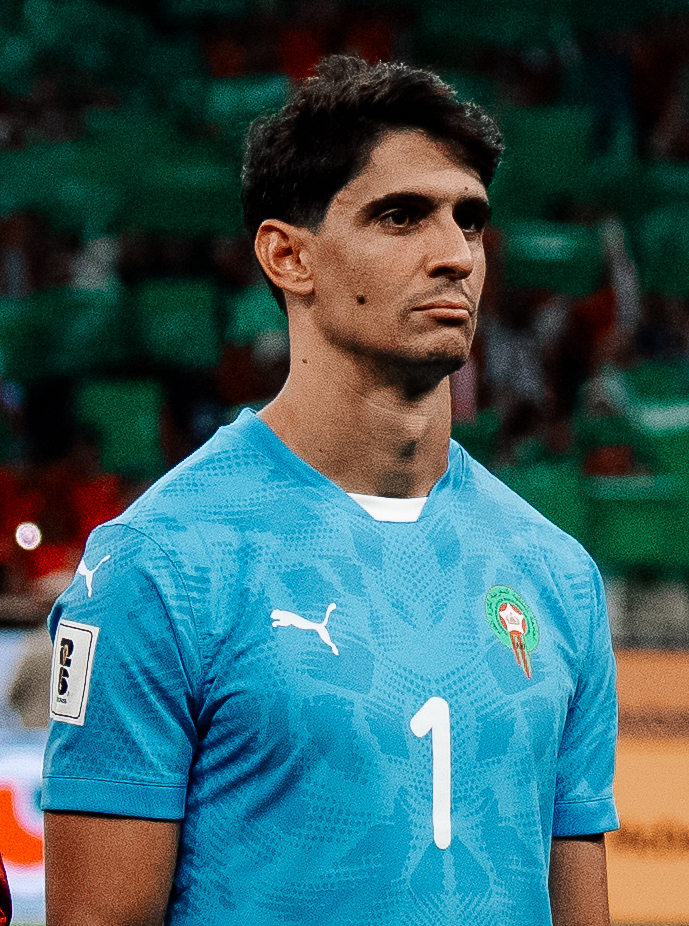 Yassine Bounou, Footballeur