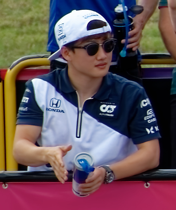 Yuki Tsunoda, Pilote