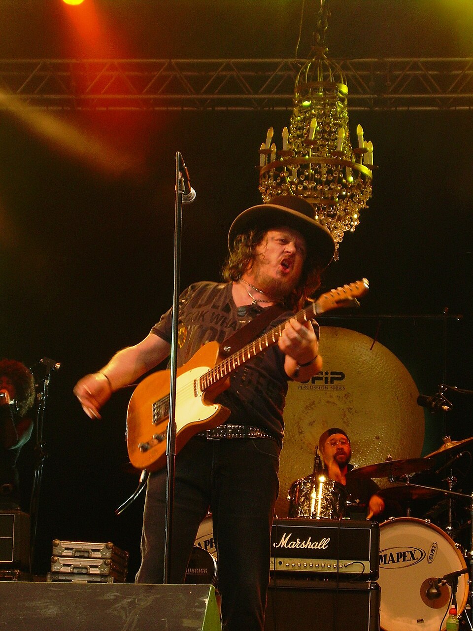 Zucchero, Chanteur